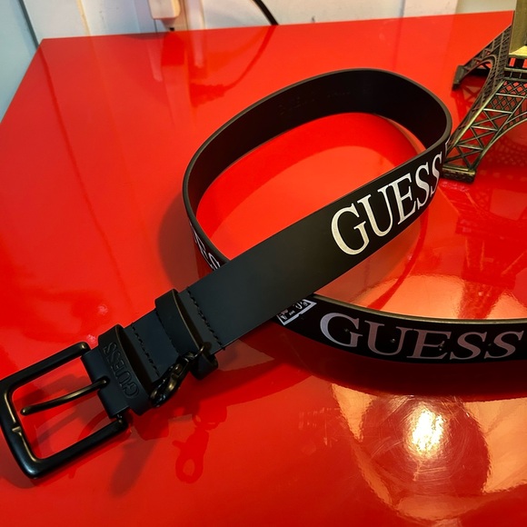Guess Belt, Black & White design, size 32 - Picture 7 of 10